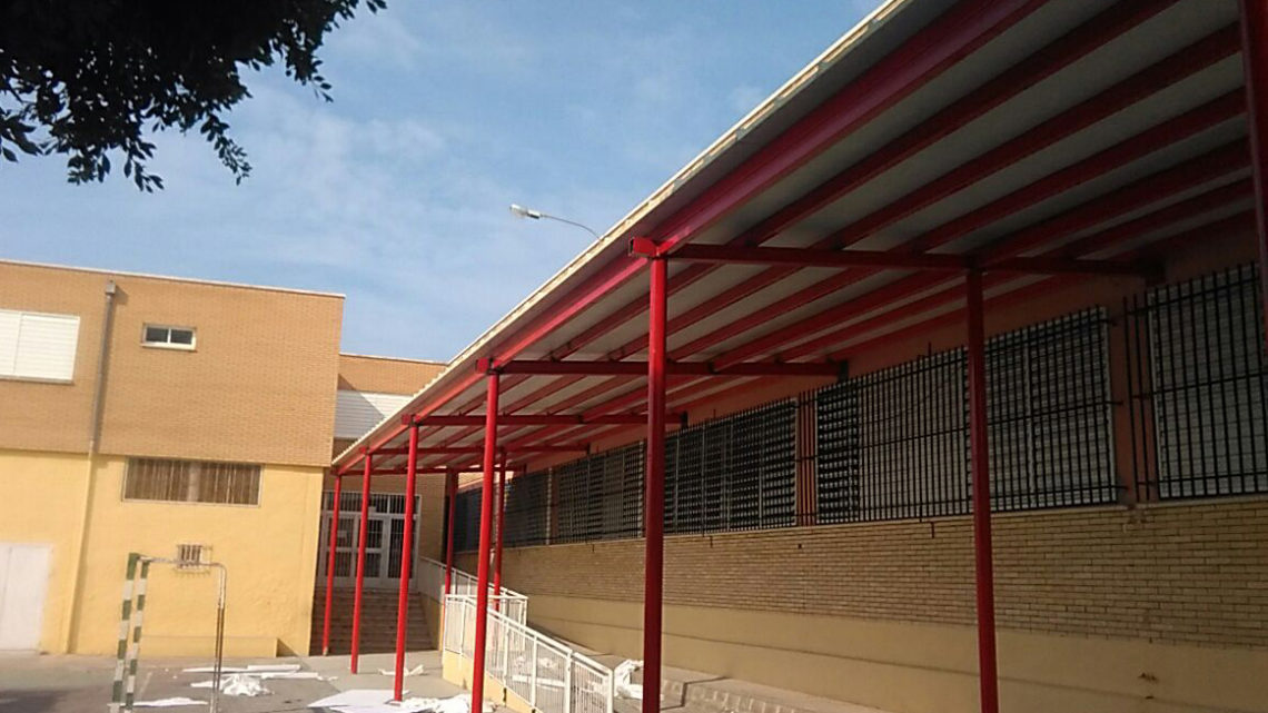 Ejecución de Porche en CEIP Nuestra Señora de la Merced, Vícar, Almería